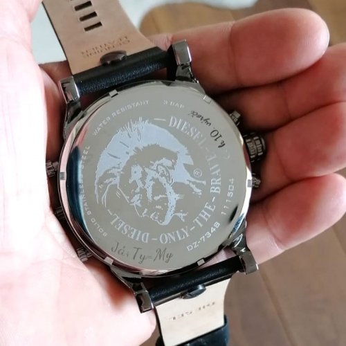 Engraving watches