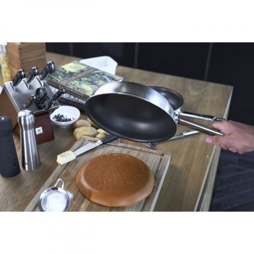 Zwilling Pro stainless steel non-stick frying pan 28 cm, 65129-280