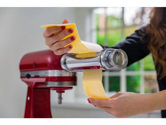 KitchenAid Dough Roller ( pasta roller )