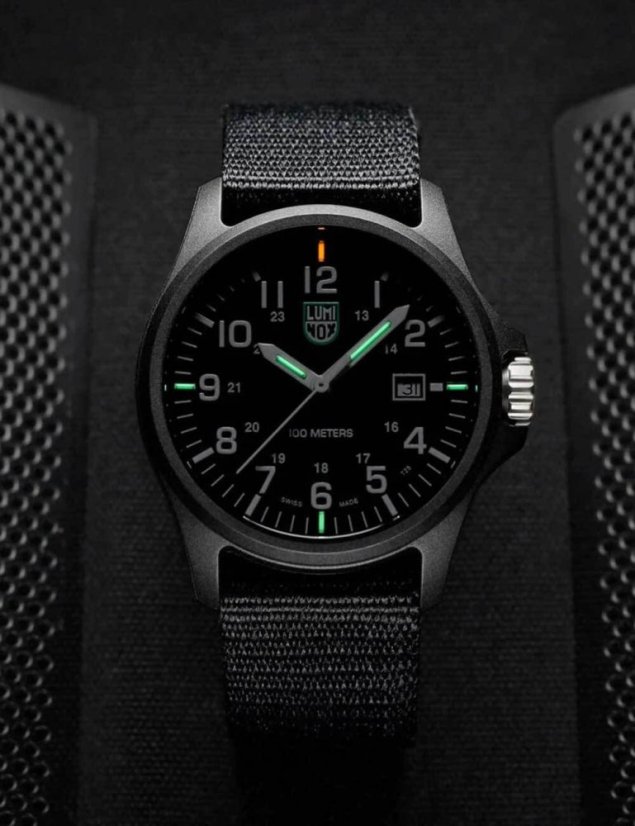Luminox X2.2401.NB