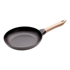 STAUB frying pan with wooden handle, 24cm