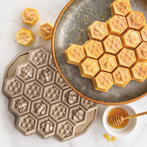 Nordic Ware honeycomb cake tin, 10 cup caramel, 85477