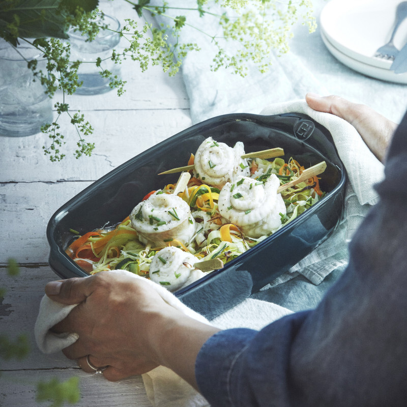 Emile Henry large baking dish 42,5 x 28 cm, dark blue Belle-Ile, 739654