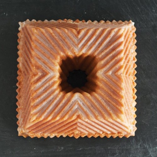 Nordic Ware Bavaria bundt cake mould square, 10 cup graphite, 80577
