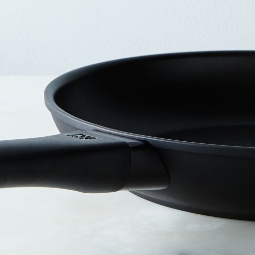 Frying pan Zwilling Madura Plus, non-stick, 28 cm, aluminium, black