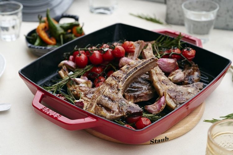 Staub Cast iron square grill pan with handles 28x28cm, cherry
